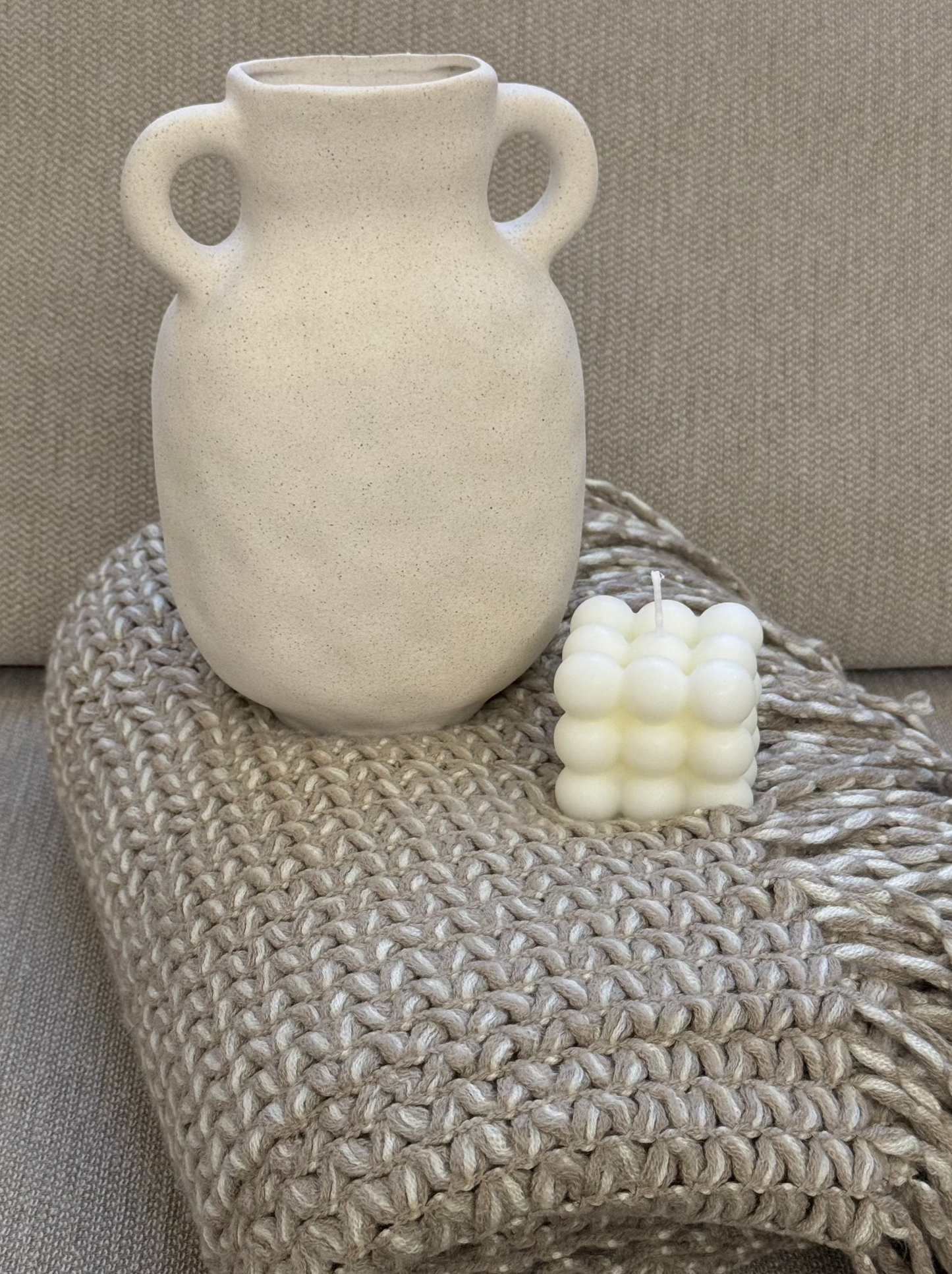 Pack Élégance Cocooning –  vase MAONIE, plaid JULIA & bougie MOANA